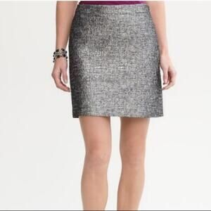🎉HP🎉 Banana Republic Metallic Skirt